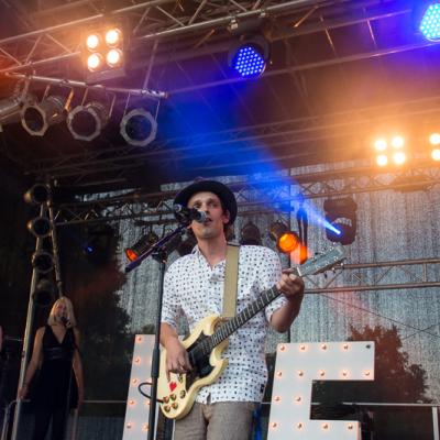 Sunswingpoolparty2015 1 024