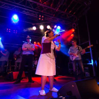 Sunswingpoolparty2015 1 062