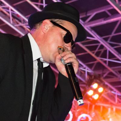 Sunswingpoolparty2015 1 084