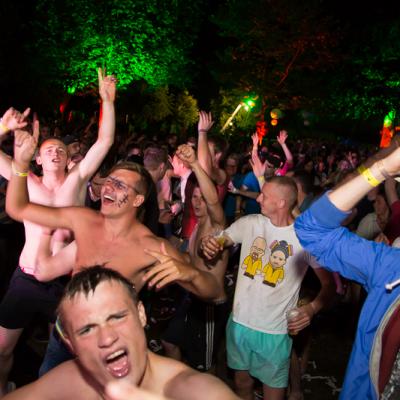 Sunswingpoolparty2015 1 090