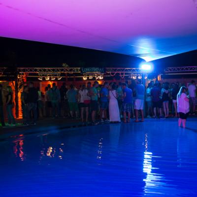 Sunswingpoolparty2015 1 125