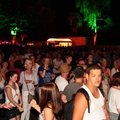 Sunswingpoolparty2014 301