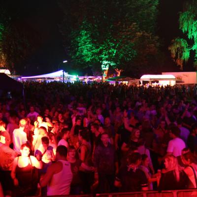 Sunswingpoolparty2014 382