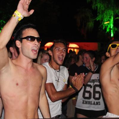 Sunswingpoolparty2014 425